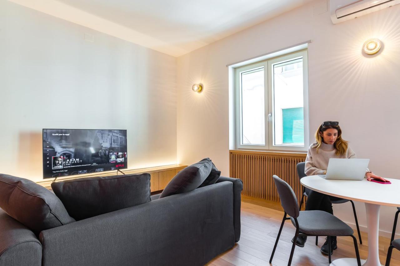 Starhost - Casa Giulia Apartment ซาแลร์โน ภายนอก รูปภาพ